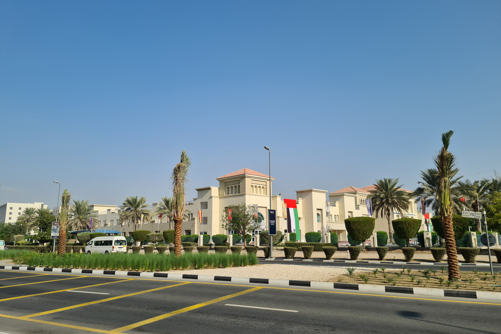 Dubai Investment Park (DIP) Area Guide: Industrial and Residential Community Overview